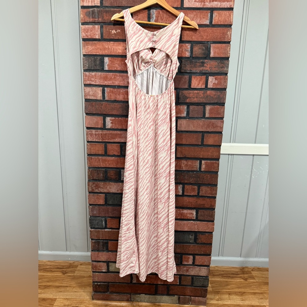 Zebra-Striped Cover-Up Maxi Dress - Picture 11 of 14